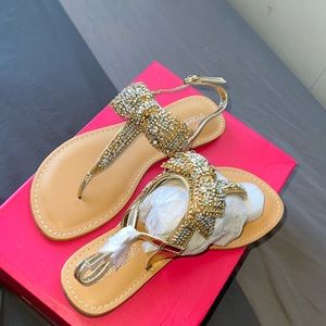 Shoedazzle gold flat sandals